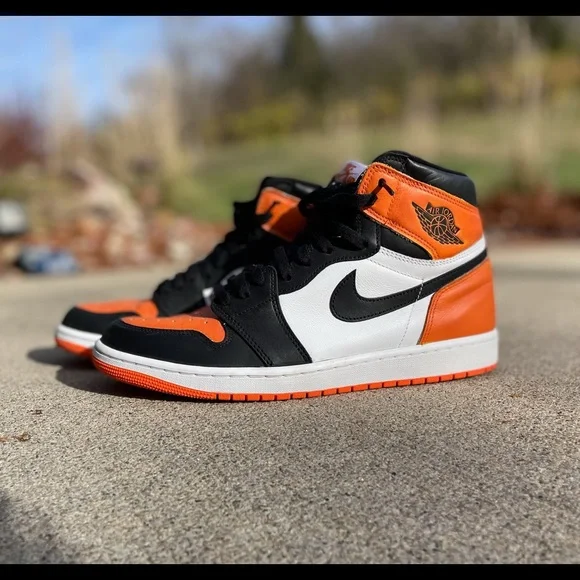 Jordan | Shoes | Jordan High Shattered Backboard 1 Custom  display picture 2